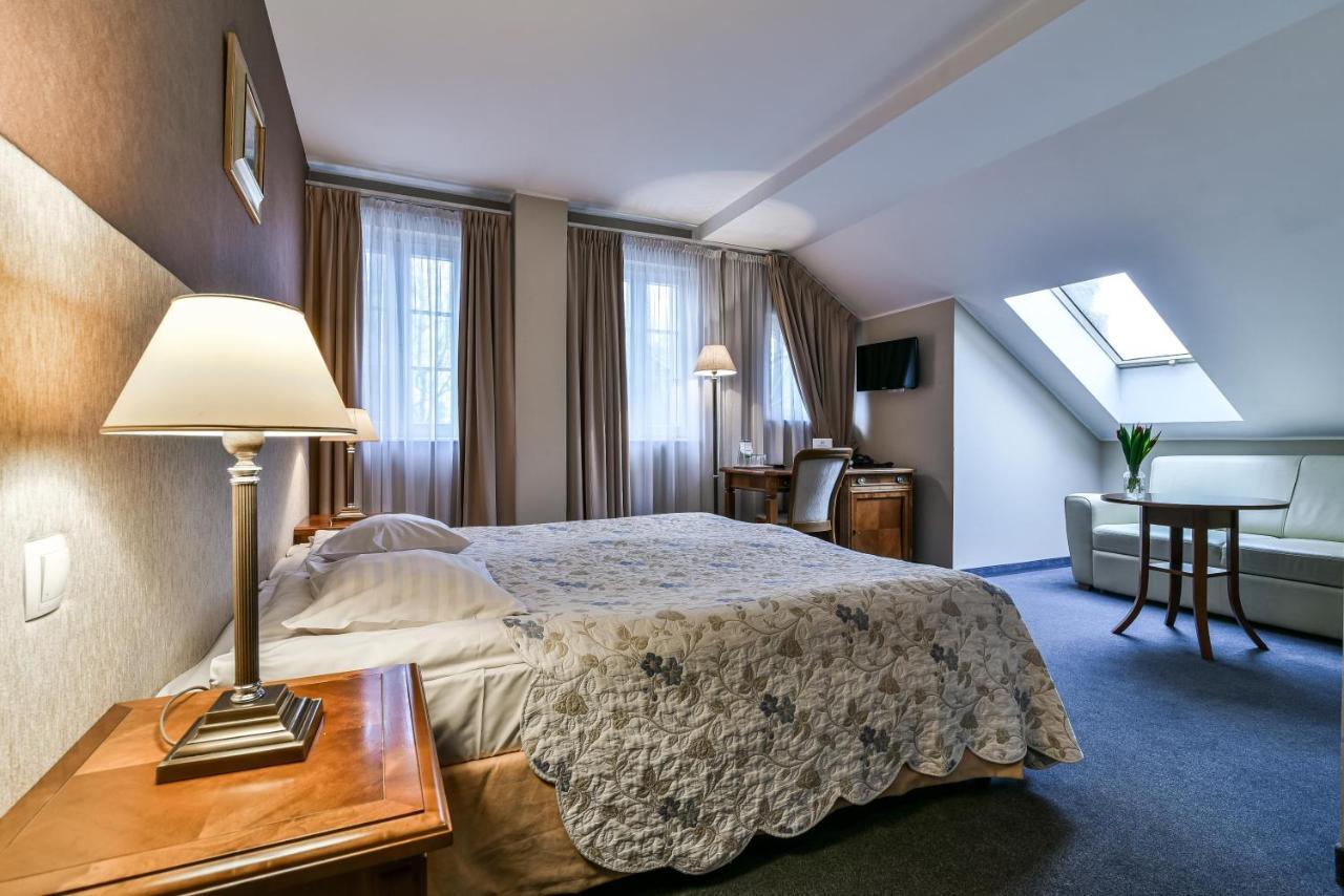 Hotel Spa Wieniawa Rekowo  ภายนอก รูปภาพ