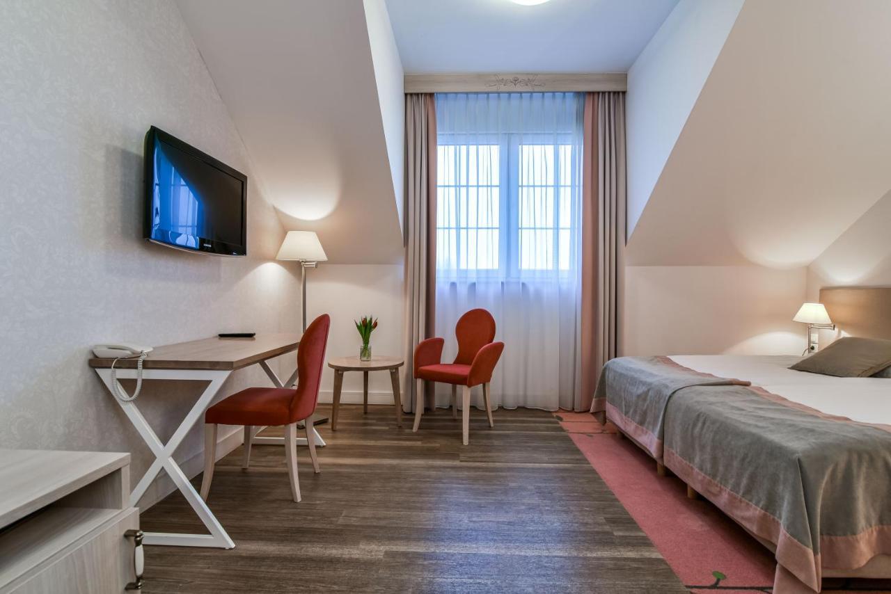 Hotel Spa Wieniawa Rekowo  ภายนอก รูปภาพ