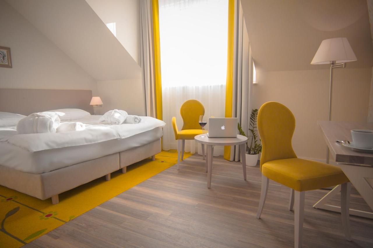 Hotel Spa Wieniawa Rekowo  ภายนอก รูปภาพ